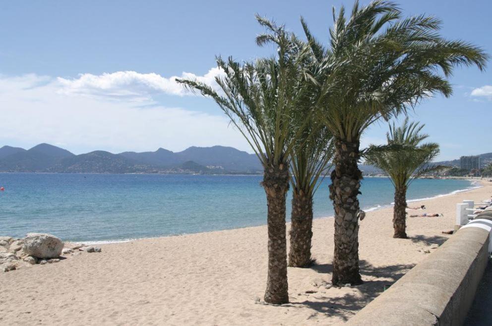 Magnifique "Gite De La Garoupe" Au Cap D'Antibes A 300M Des Plages Экстерьер фото